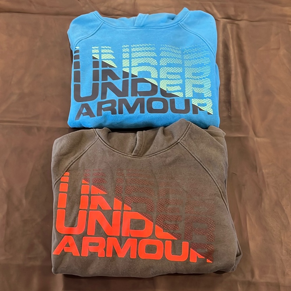 2 boys under armour hoodie size L